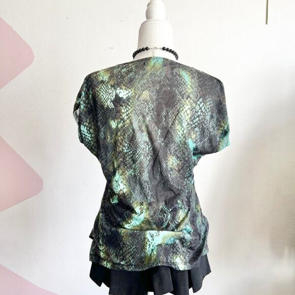 SOLD OUTTT - Picture 3 of 4